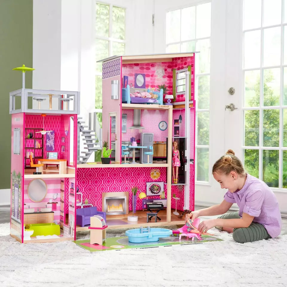 UPTOWN DOLLHOUSE
