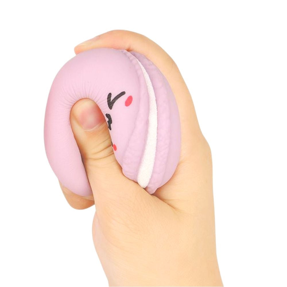 SQUISHY MACARONS