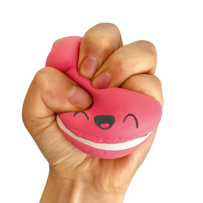 SQUISHY MACARONS