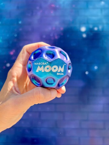 METALLIC MOON BALL