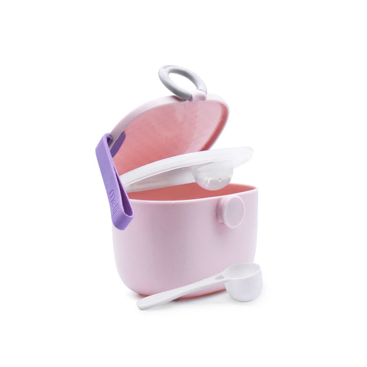 Travel Formula Container with Scoop -