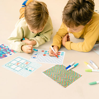 Travel game : 3 reversible mini mat + 3 markers