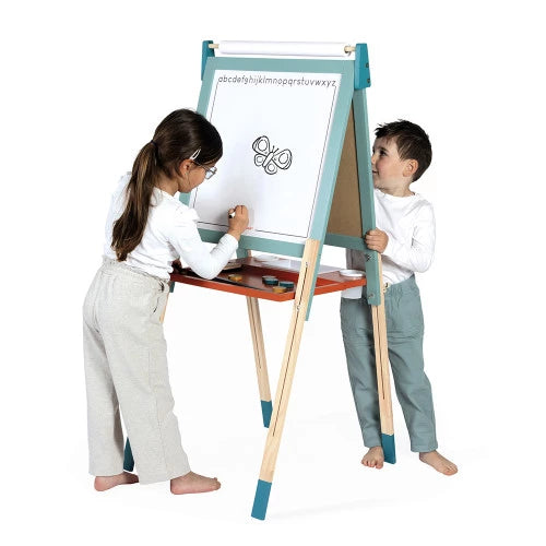SCALABLE MAGNETIC BOARD