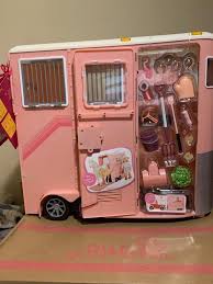 HORSE TRAILER W/ ACCESSORIES