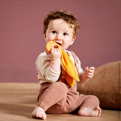 RABBIT TEETHER OCHRE