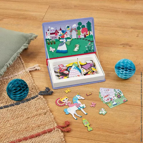 MAGNETI'BOOK PRINCESSES