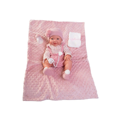 RECIÉN NACIDA MIA HACE PIPÍ CON MANTA