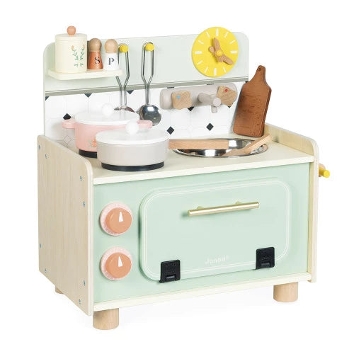 SHINY GRANDMA KITCHENETTE